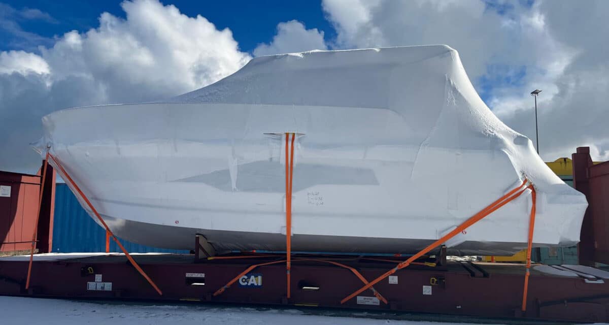 Ładunek ponadgabarytowy – jak skutecznie transportować duże i nietypowe ładunki?